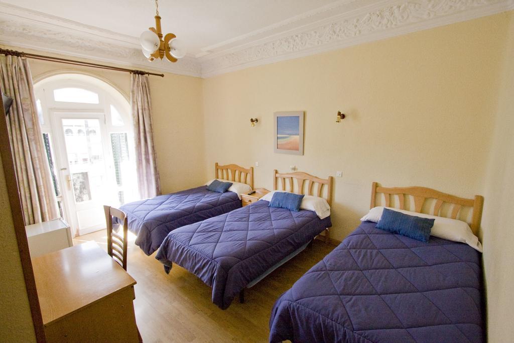 Hostal Trevinca Madryt Zewnętrze zdjęcie