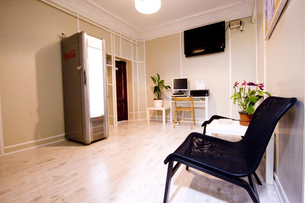 Hostal Trevinca Madryt Zewnętrze zdjęcie